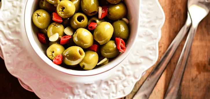 Del Monte Marinated Green Olives with Garlic & Chilli Recipe